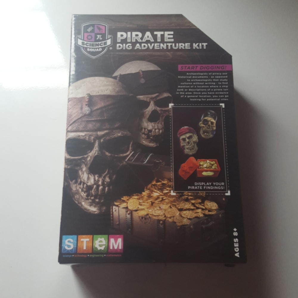 Pirate dig adventure